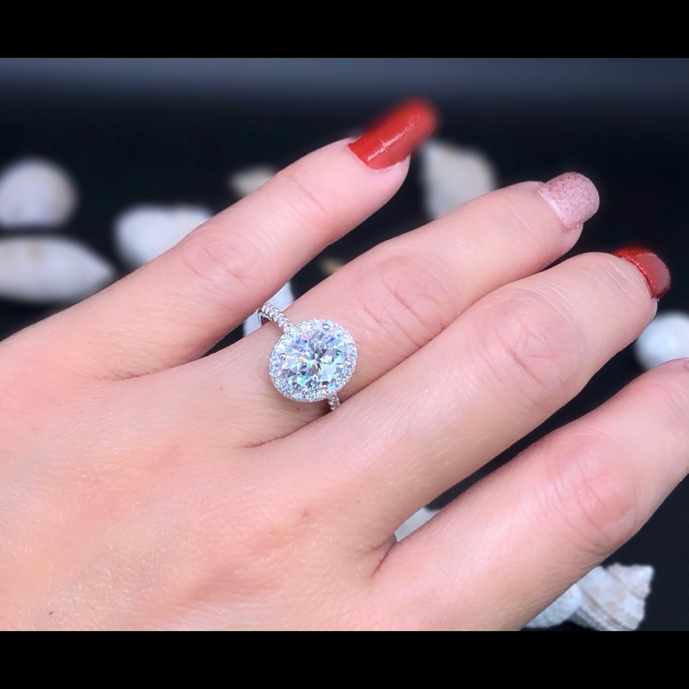 2ct moissanite ring with Certificate